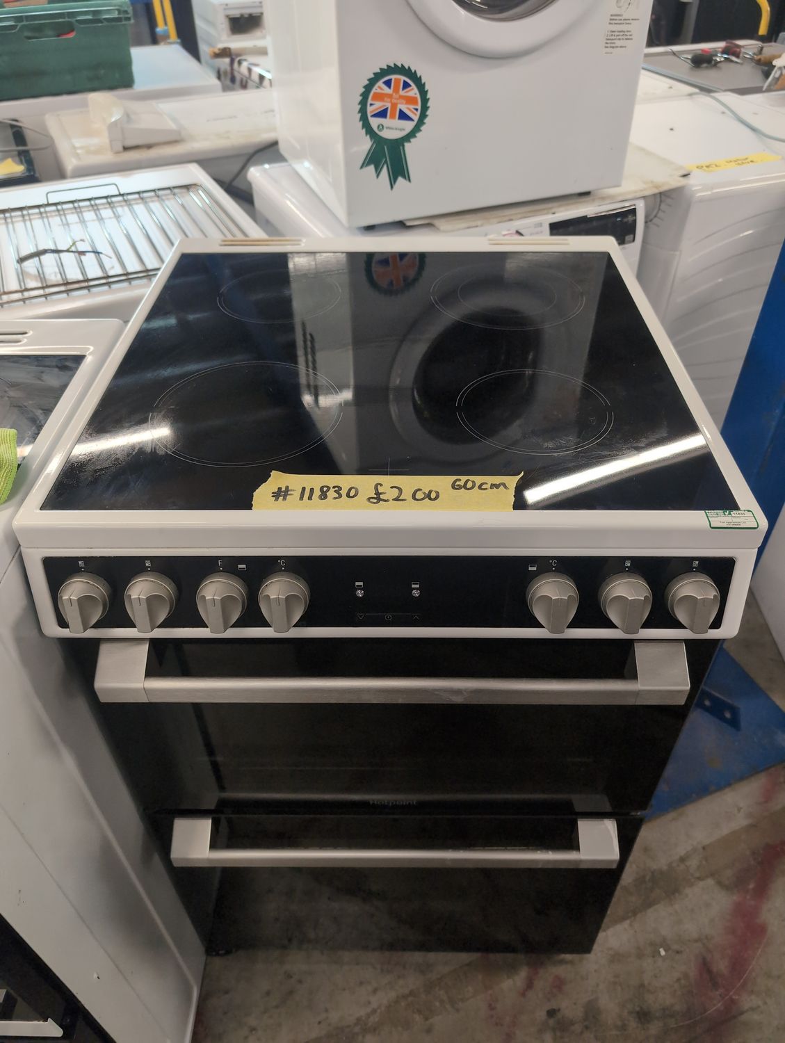 Hotpoint HDT67V9H2CW/UK 60cm Electric cooker Double Oven White