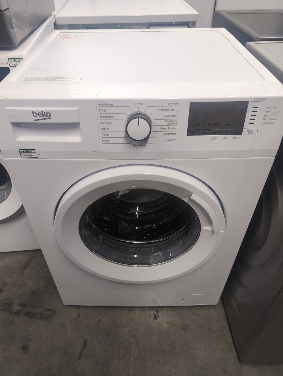Hotpoint NM11 1048 WD A UK N 10kg 1400rpm Washing Machine White