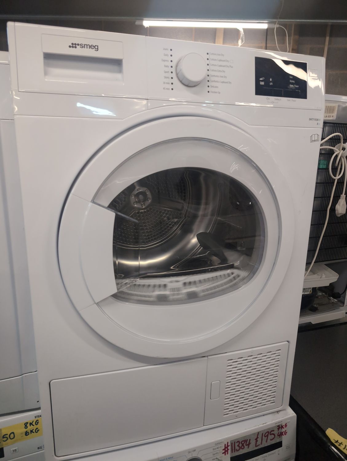 Smeg dht71euk 1 White 7kg Heat Pump Condenser Tumble Dryer White