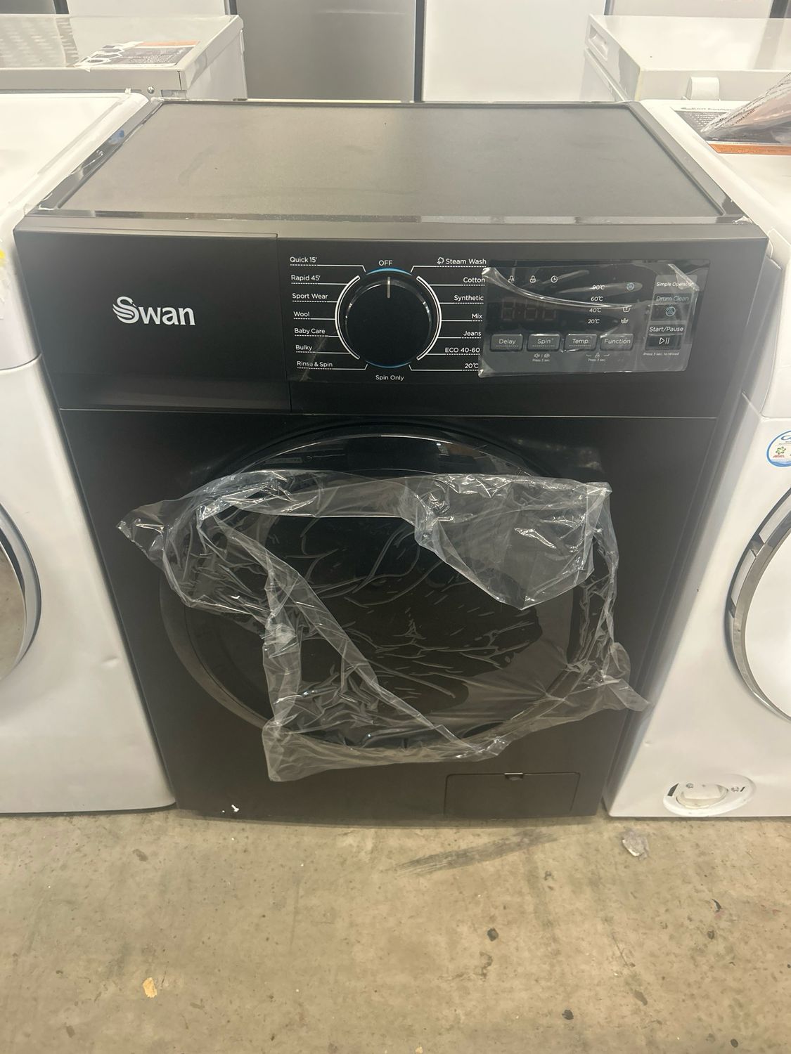 Swan SW75120B 8KG 1400rpm Washing Machine Black New Graded