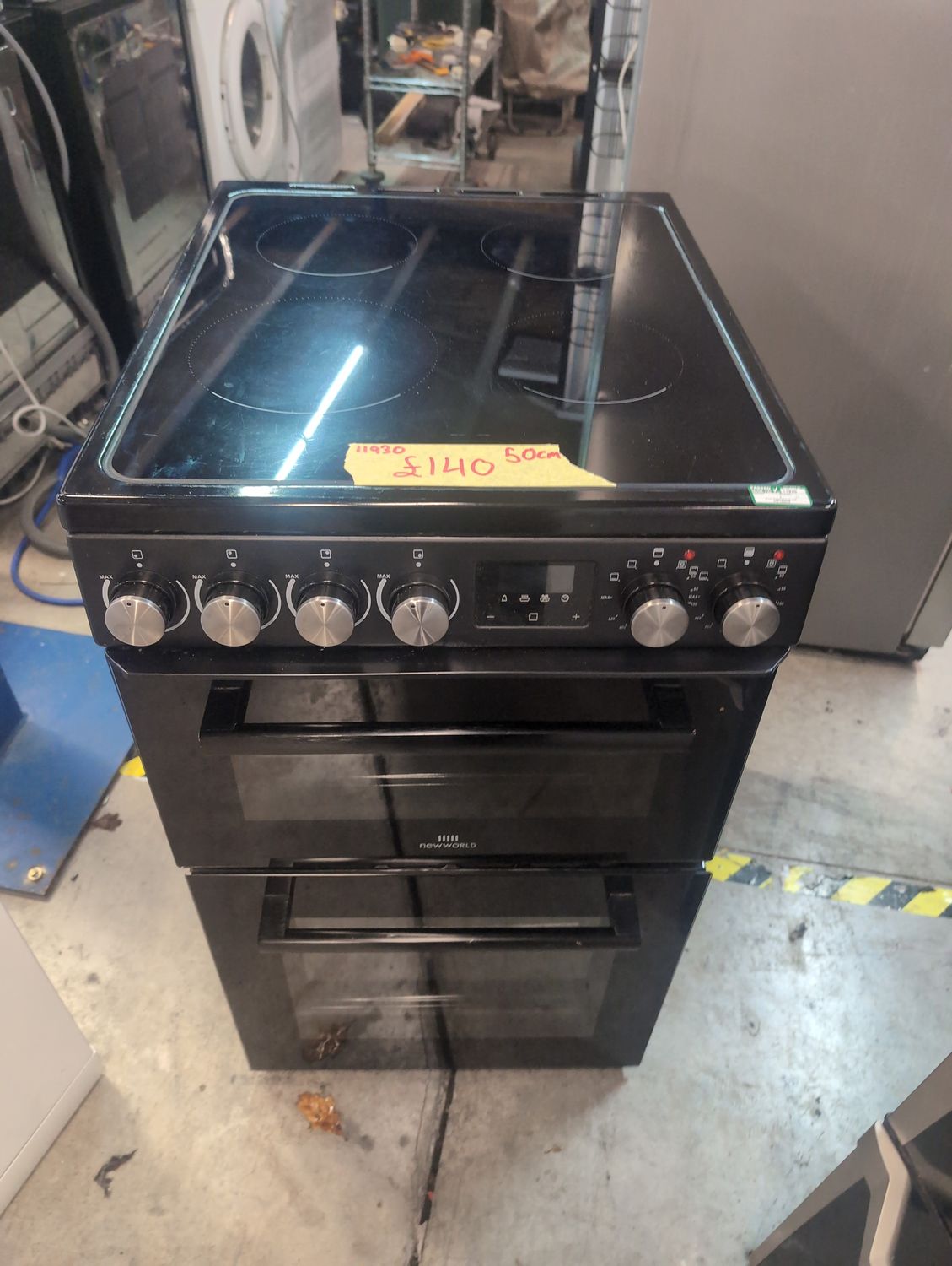 New World NWLS50TEB 50cm Electric Cooker Black