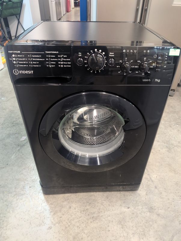 Indesit MTWC 71242 K UK  7KG 1200rpm Washing Machine Black