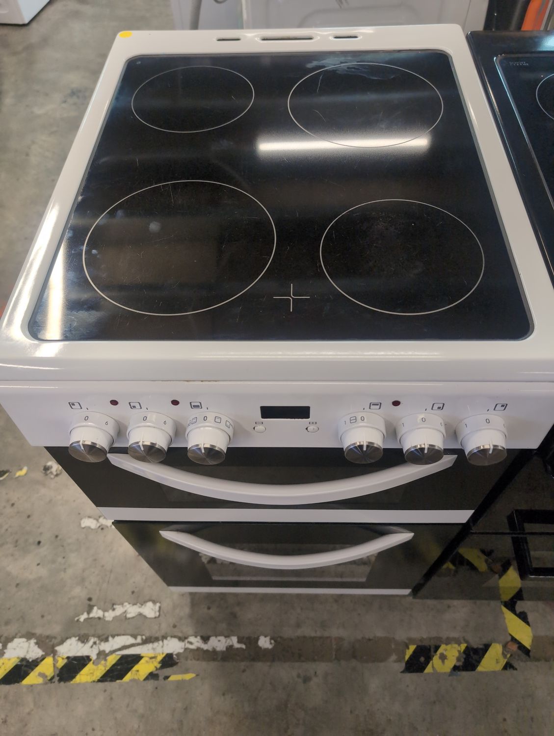 Swan SX15821W 50cm Electric Cooker Double Oven Ceramic Hob White