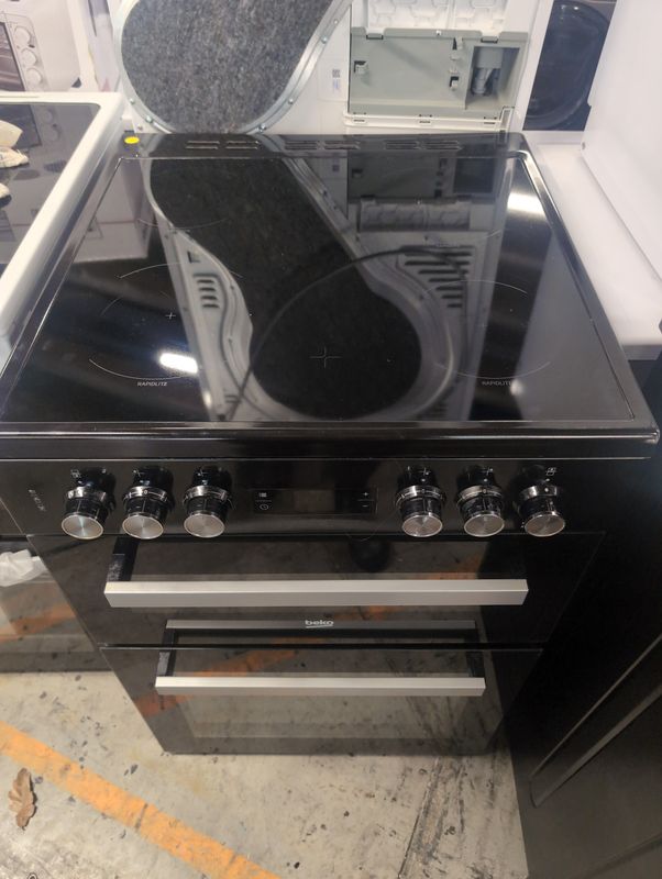 Beko XDC653k 60cm Electric cooker Double Oven Black