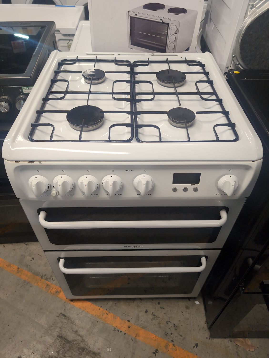 Hotpoint HAG60P 60cm Gas Cooker Double Oven White