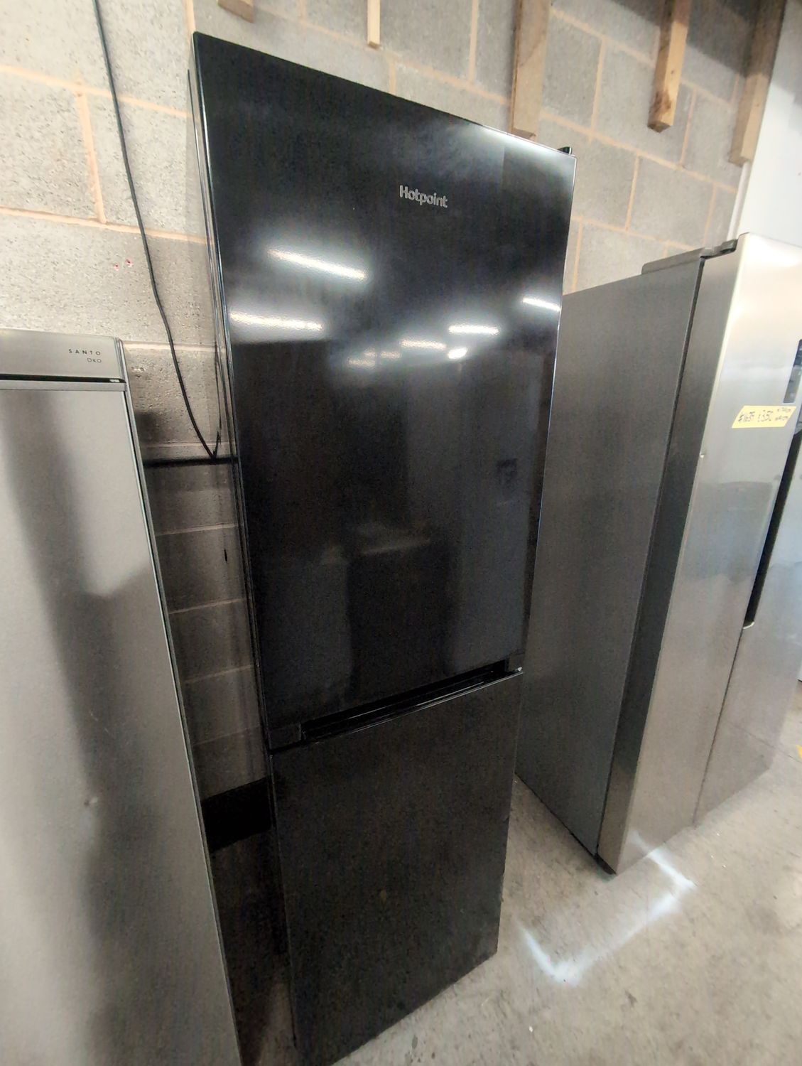 Hotpoint HBNF55181B UK 1 Fridge Freezer Black H183cm W53.5cm D57cm