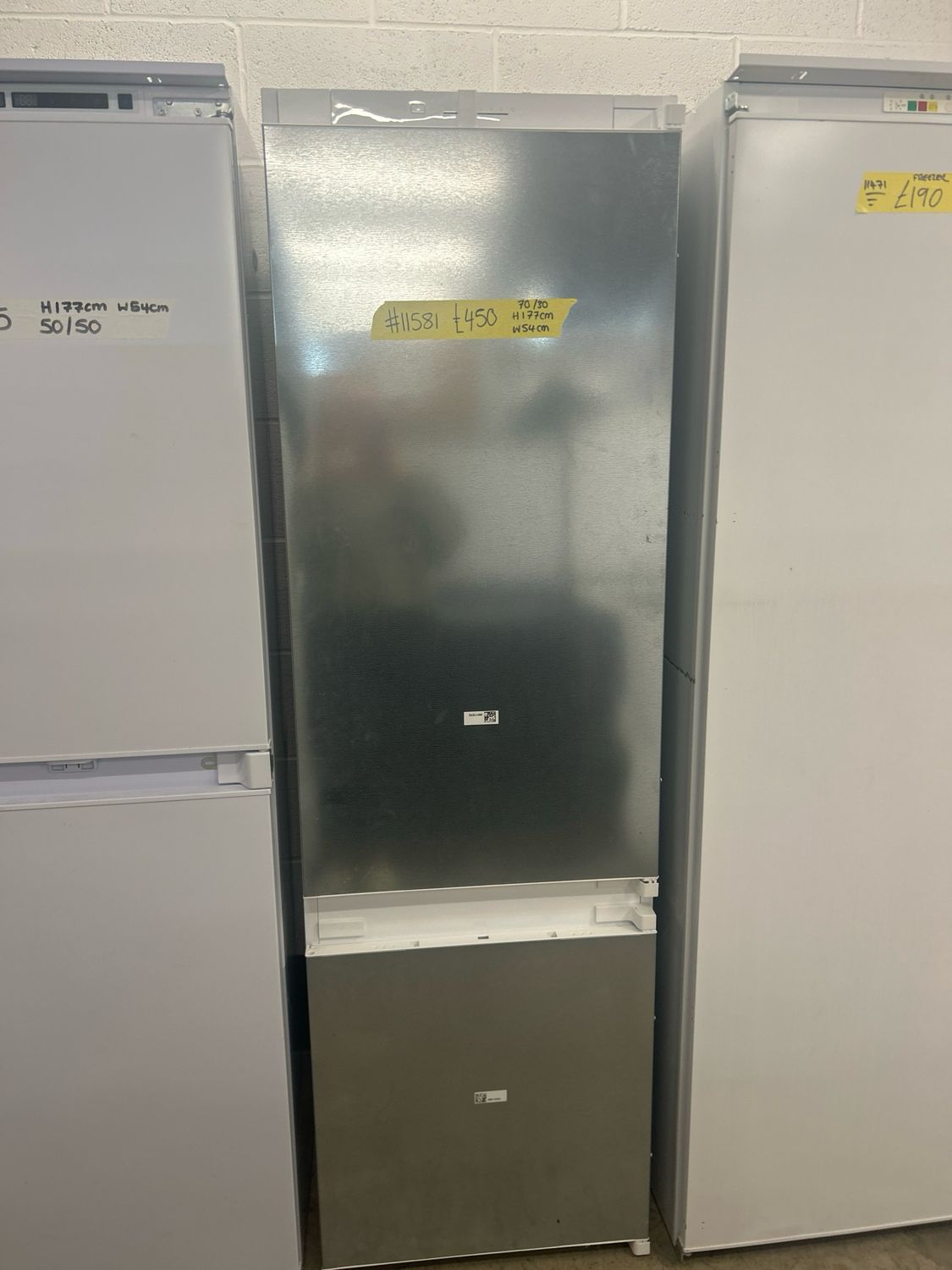 Bosch KIV87NSF0G 70/30 Integrated Frost Free Fridge Freezer with Sliding Door Fixing Kit - White H177cm W54cm