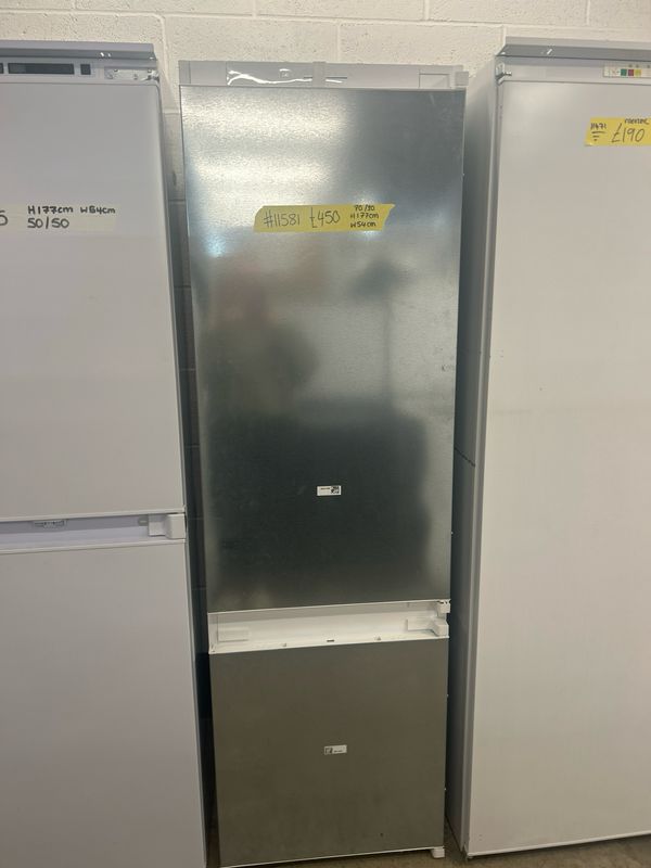 Bosch KIV87NSF0G 70/30 Integrated Frost Free Fridge Freezer with Sliding Door Fixing Kit - White H177cm W54cm