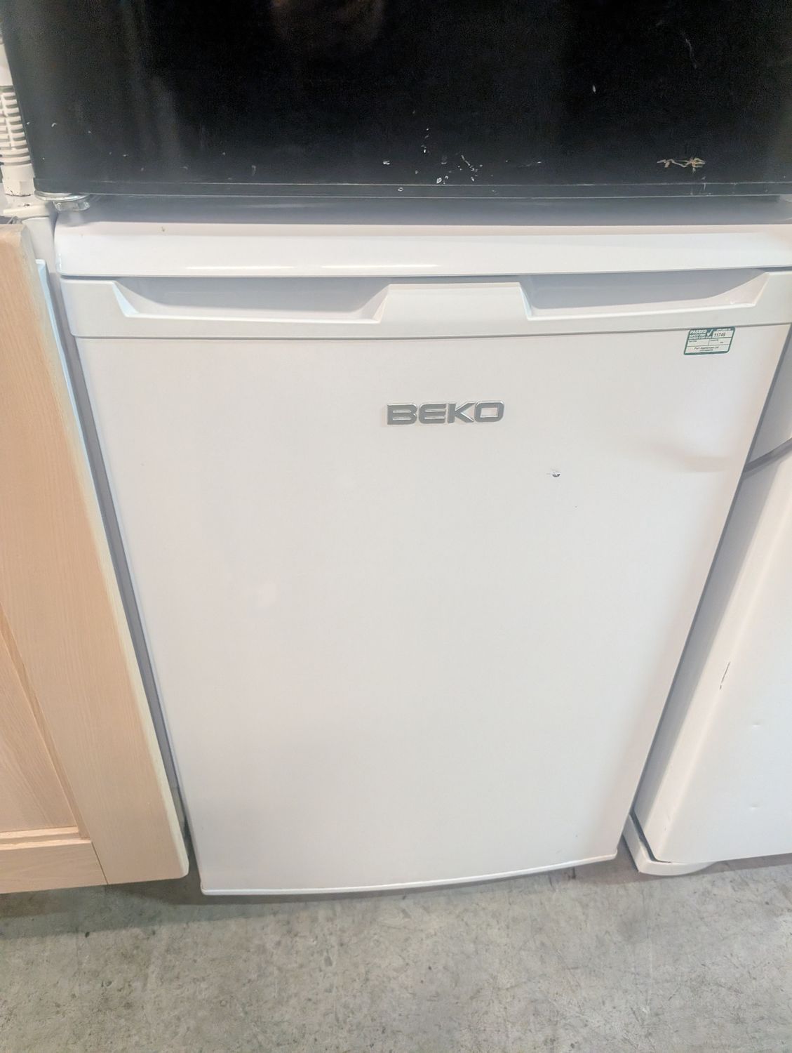 Beko 54cm Under Counter Fridge White