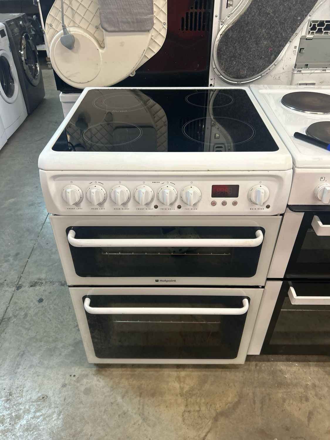 Hotpoint HAE60 60cm Electric Cooker Double Oven White