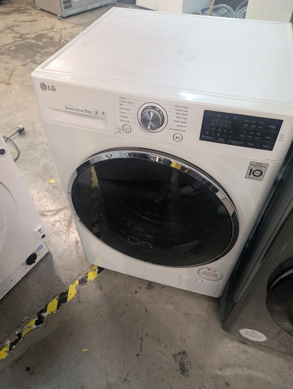 LG FH4U2VCN2 9kg 1400 Spin Washing Machine White Refurbished