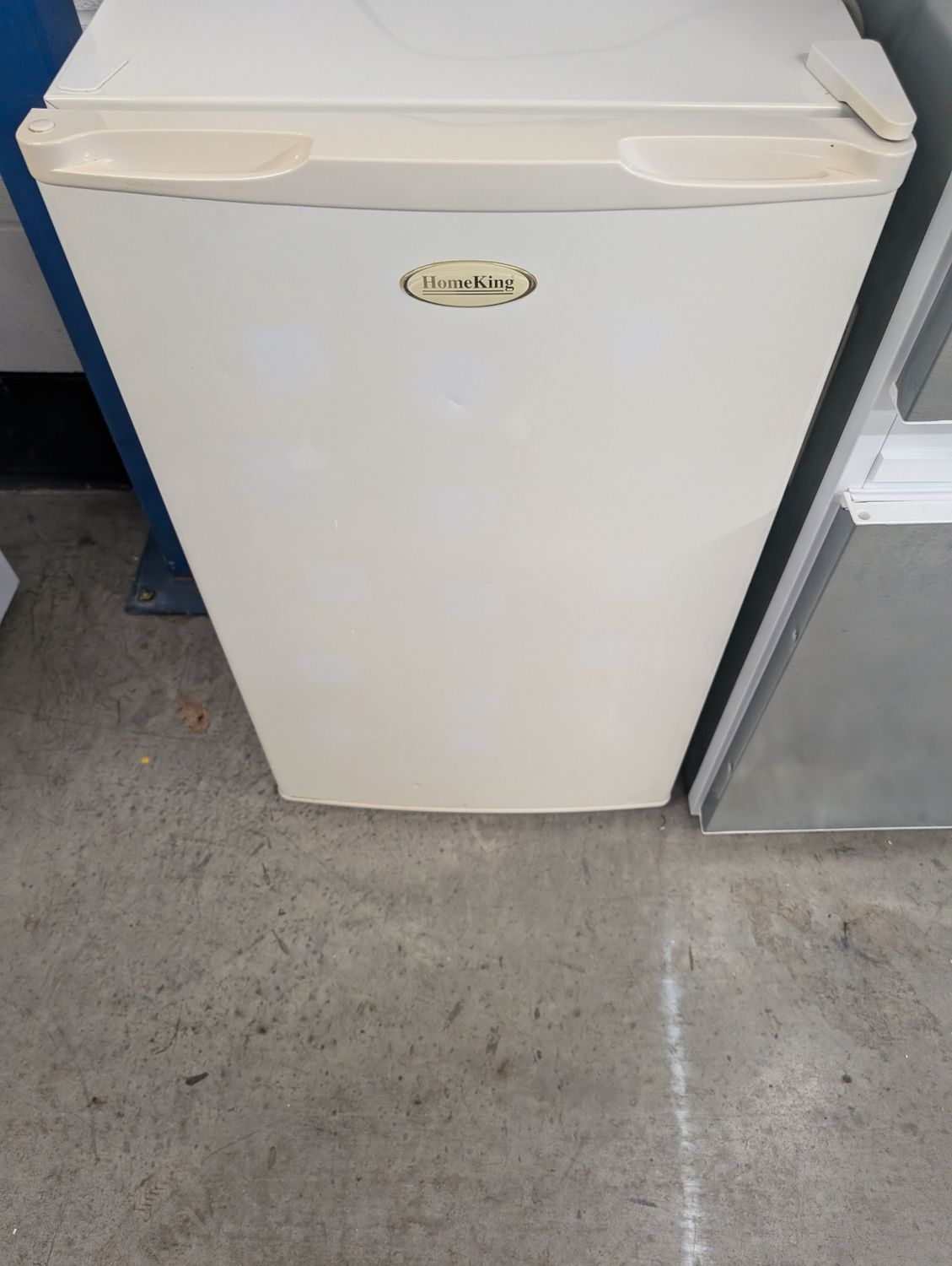 Home King HL160W NL150SL Undercounter Freezer H84cm W55cm White