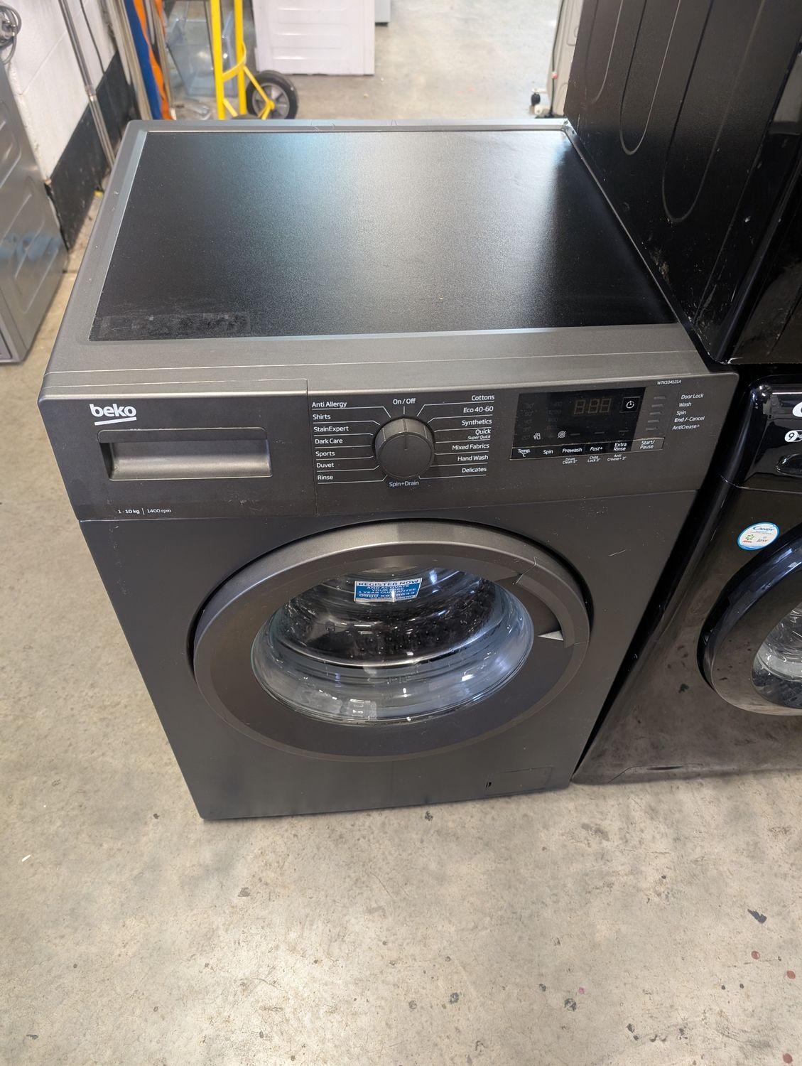 Beko WTK104121A 10kg 1400rpm Washing Machine Black