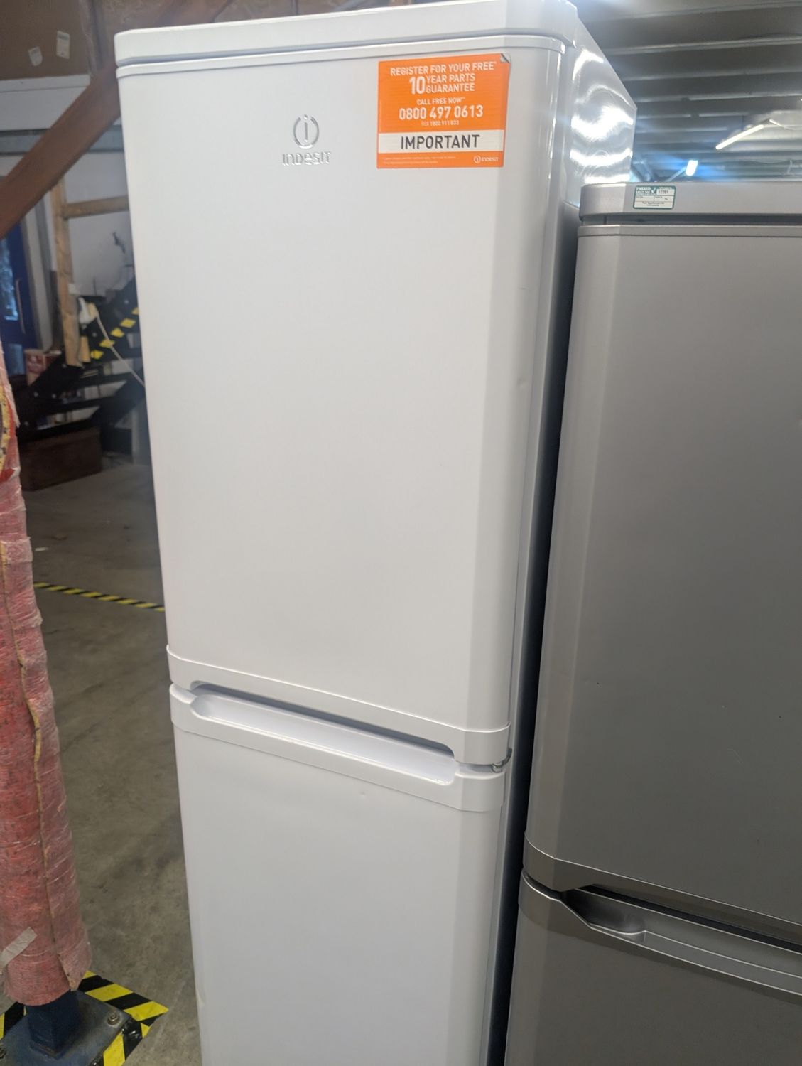 Indesit IBD5517WUK Fridge Freezer H174cm W55cm White