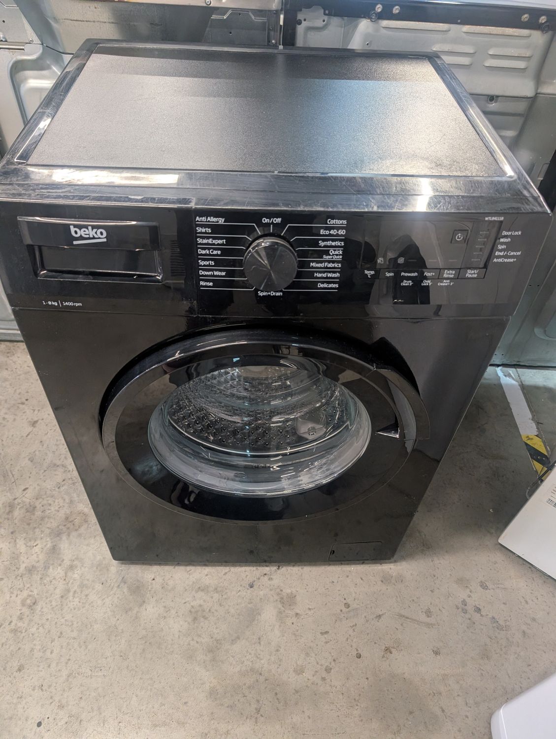 Beko WTL84111B 8kg 1400rpm Washing Machine Black