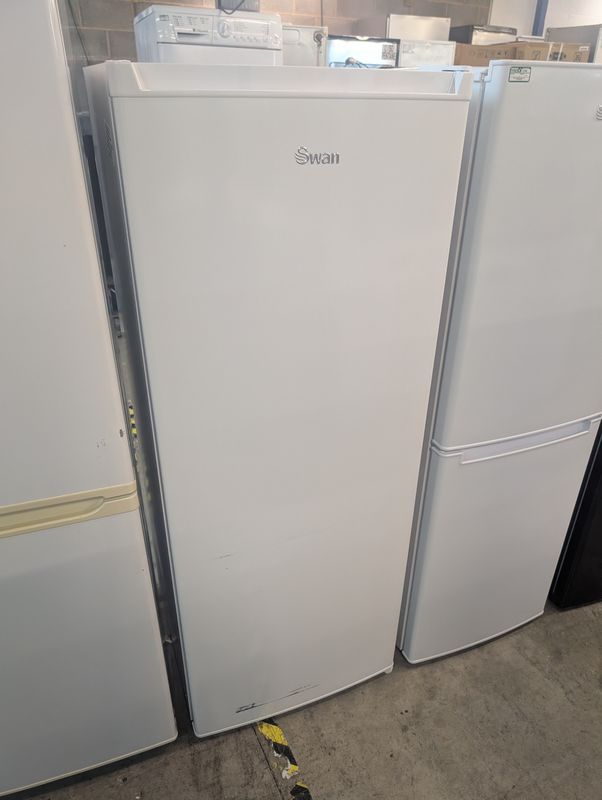 Swan SR15681w H143cm W55cm Tall  Larder Fridge Brand New Graded White