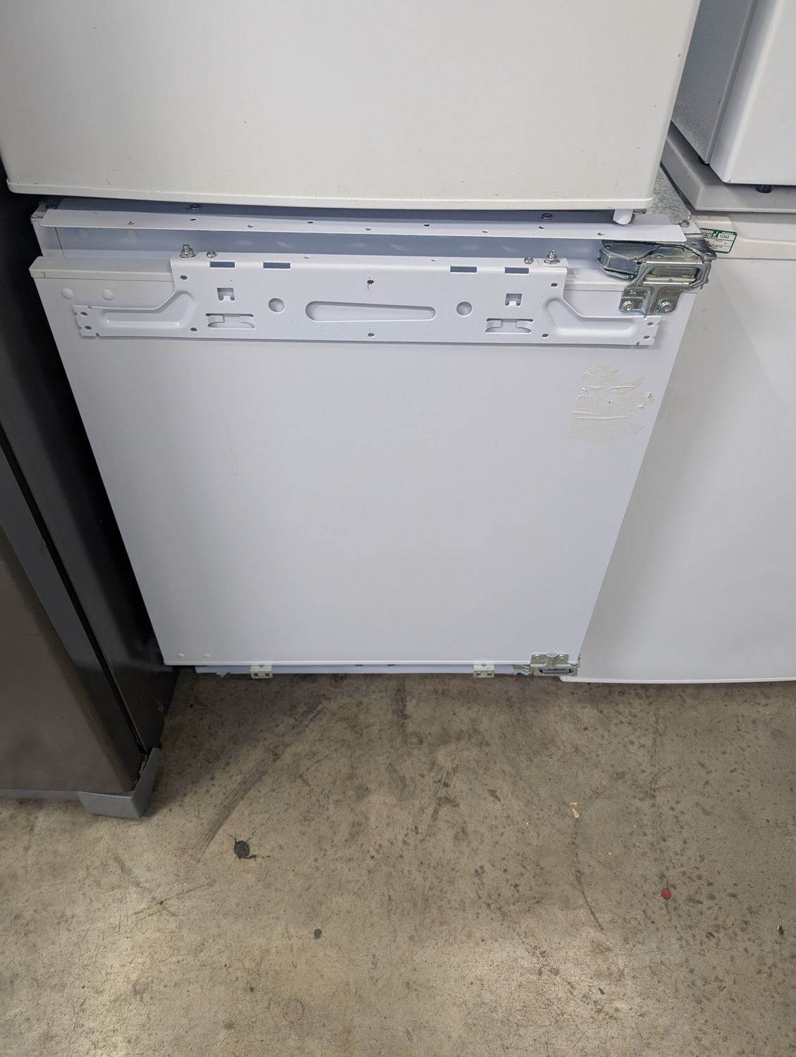 Candy CRU 160 NEK/N Integrated Fridge H82cm W59cm D55cm