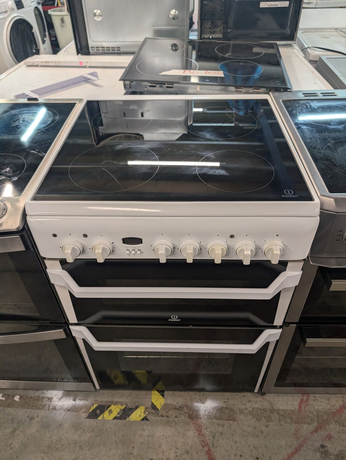 Indesit ID60C2 60cm Electric Cooker Double Oven White