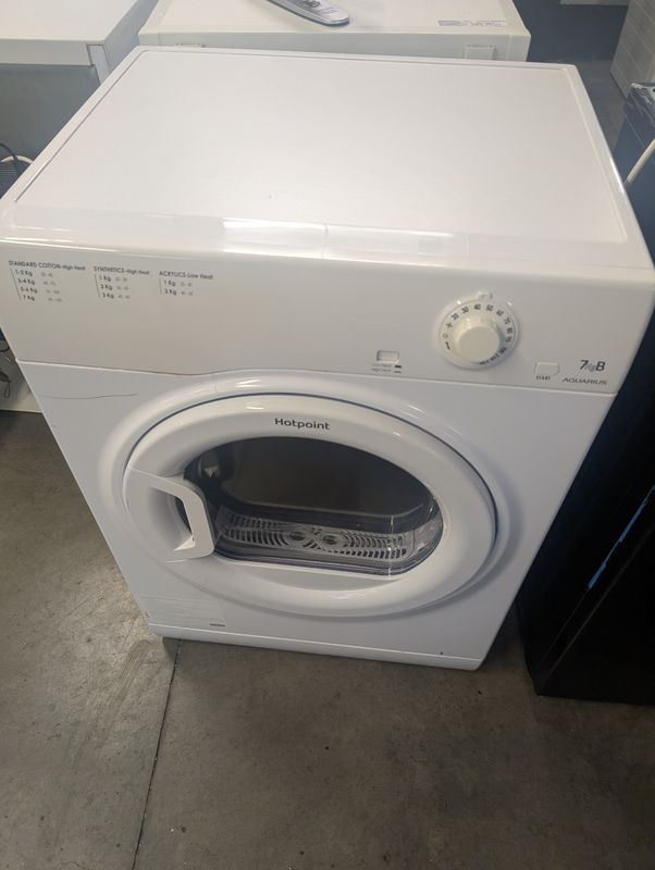 Hotpoint TVM70BGP 7kg Vented Dryer White Refurbished