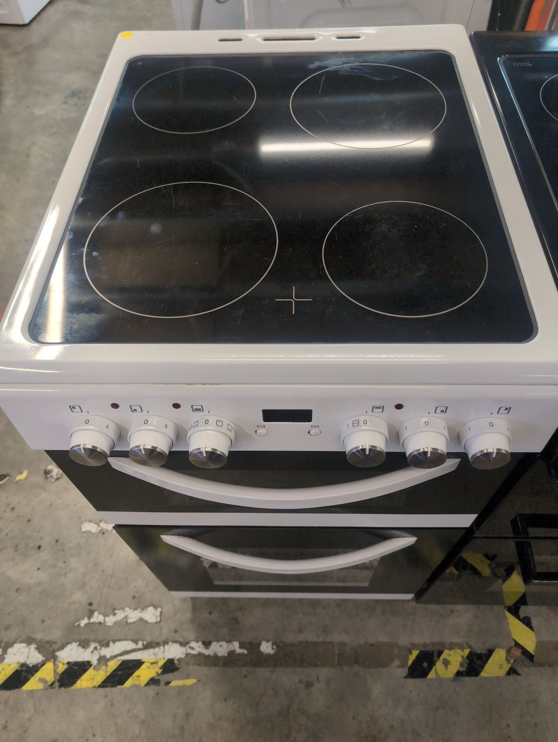 Swan 50cm Electric Cooker Double Oven Ceramic Hob White