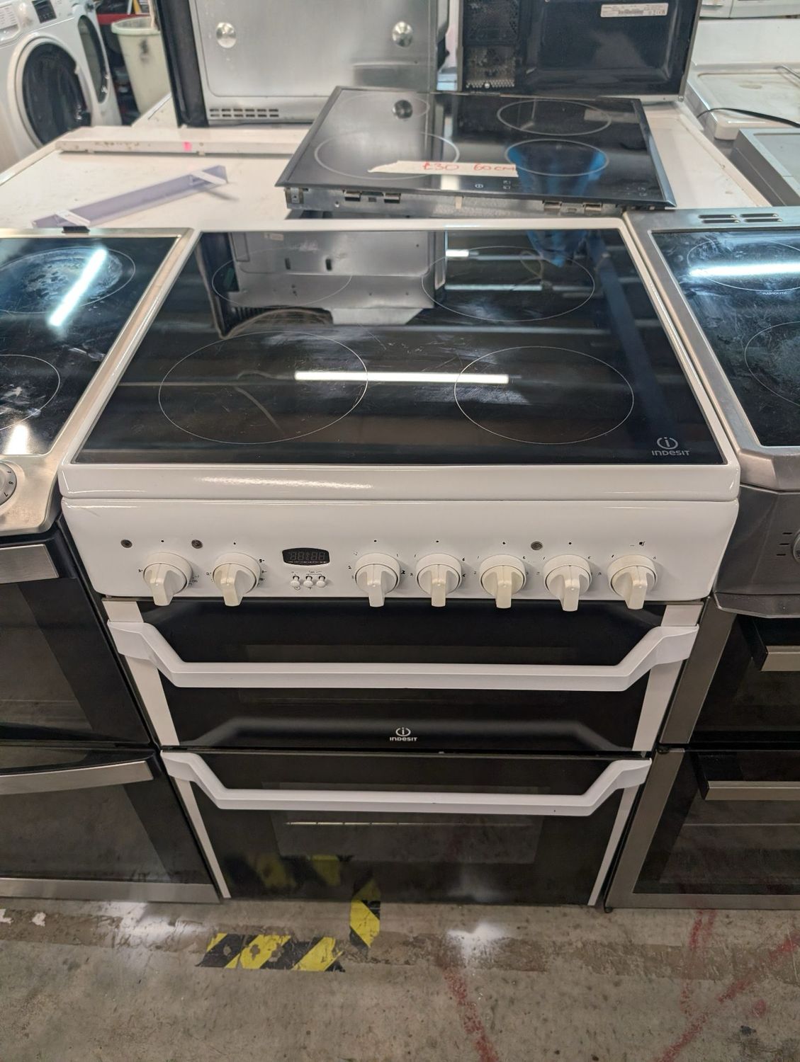 Indesit ID60C2 60cm Electric Cooker Double Oven White