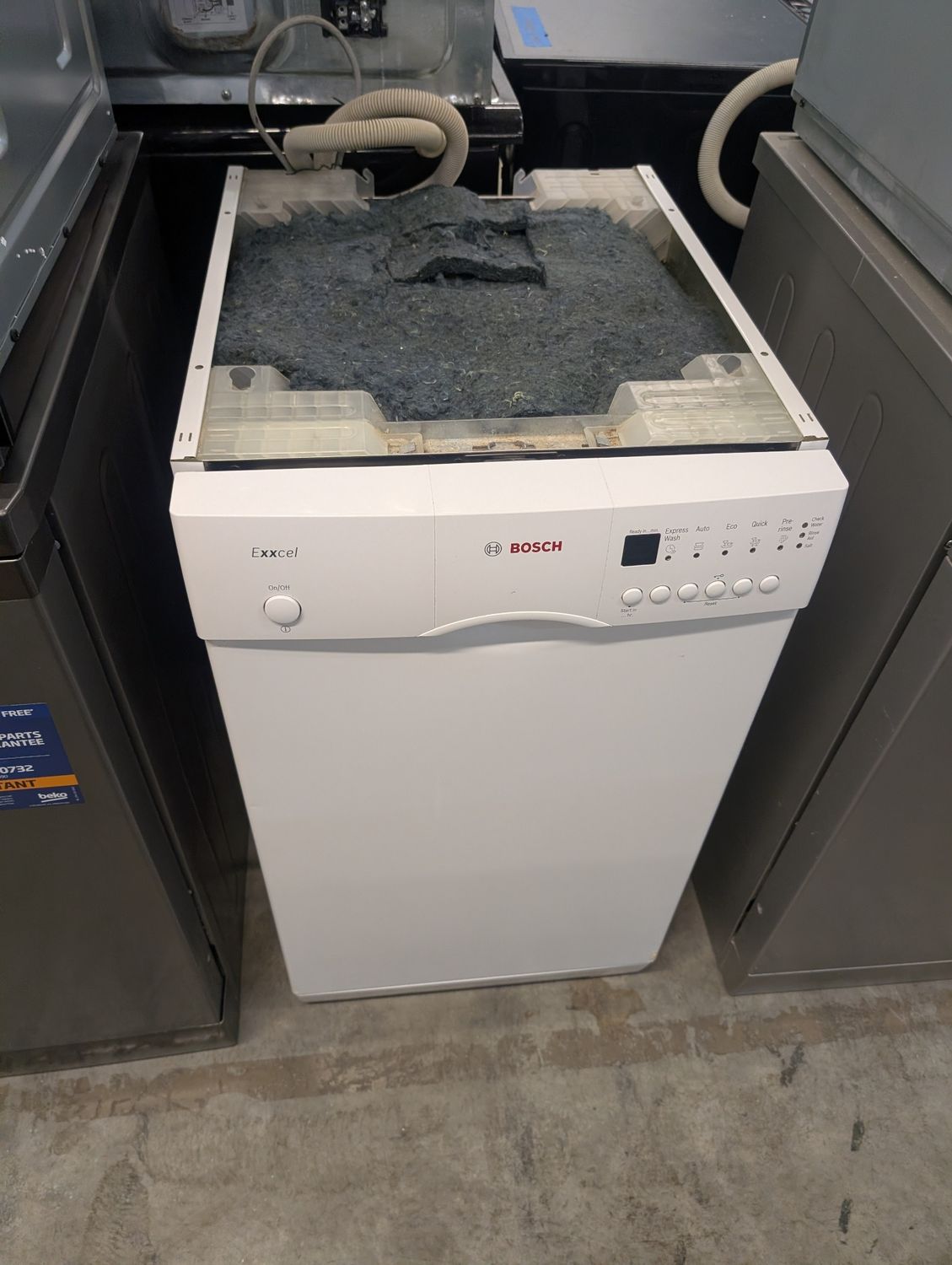 Bosch SRS45E42GB Freestanding Dishwasher 45cm White