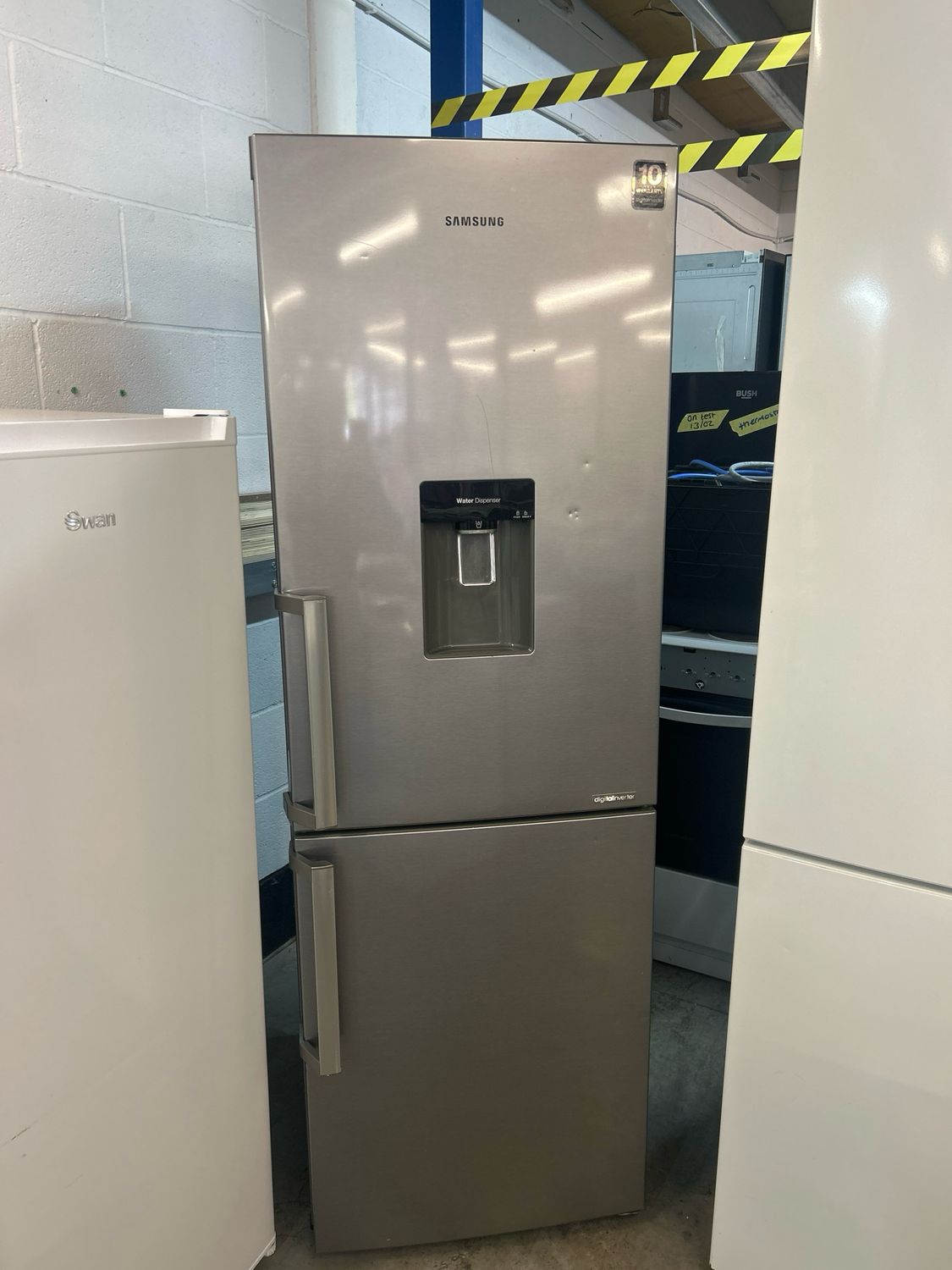 Samsung RB29 Fridge Freezer Silver H178cm W59cm