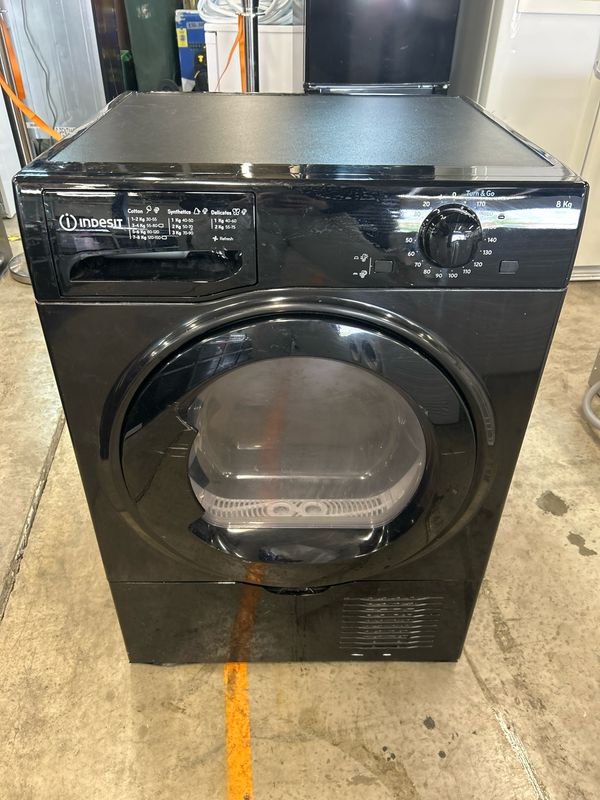 Indesit I2D81B 7kg Condenser Dryer Black