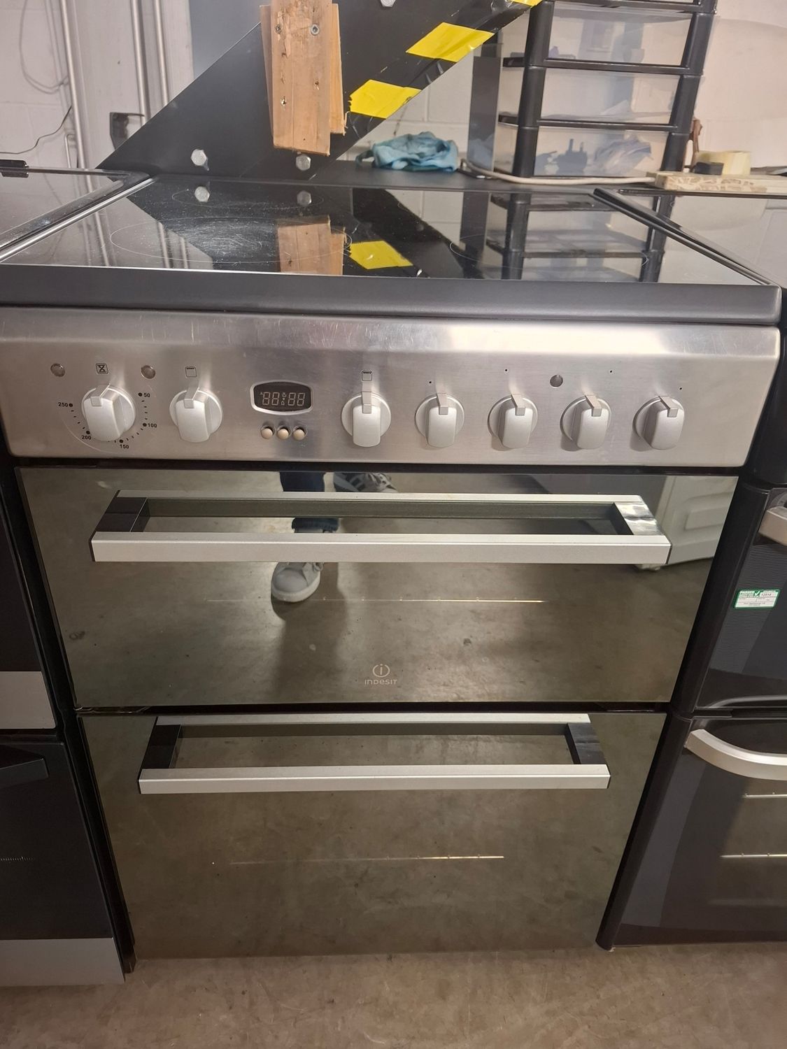 Indesit DD60C2C 60cm Electric Cooker Double Oven with Ceramic Hob Stainless Steel 
