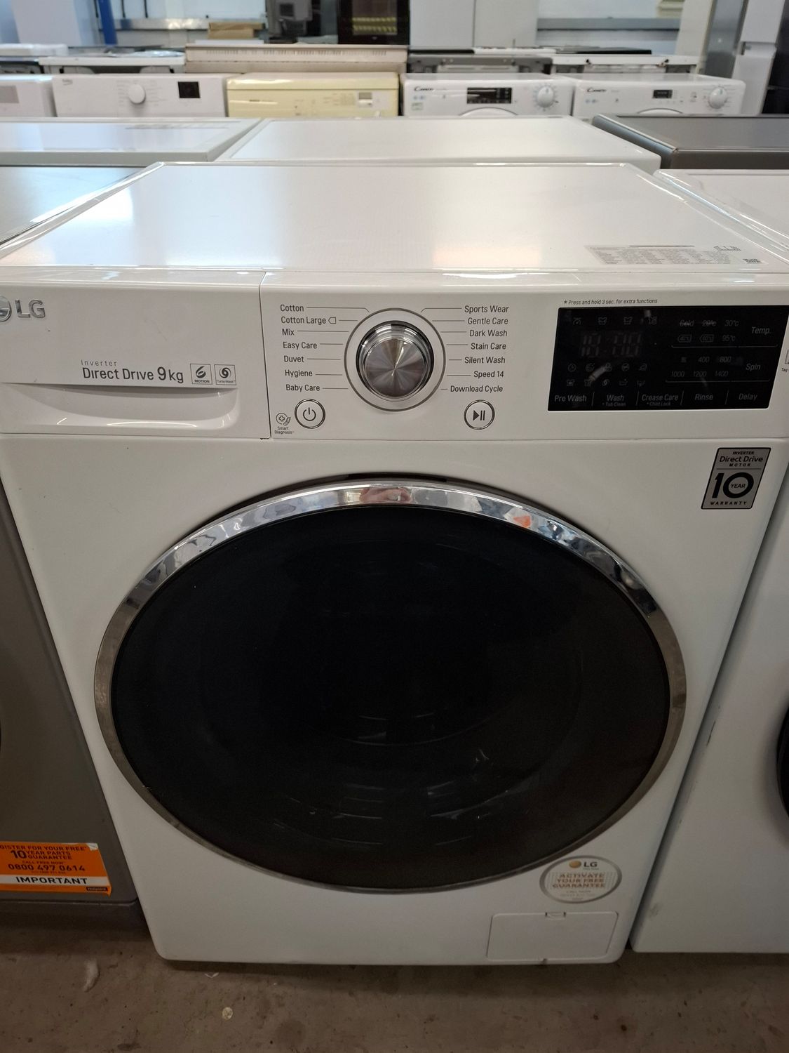 LG FH4U2VCN2 9kg 1400 Spin Washing Machine White Refurbished