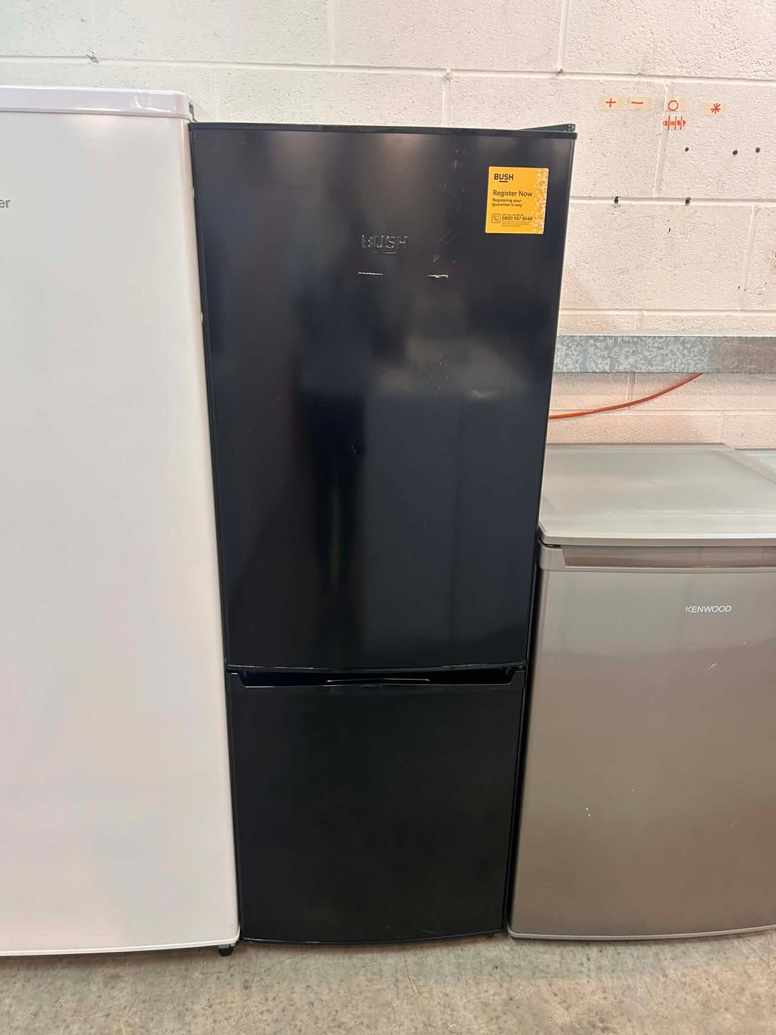 Bush M50142FFB Fridge Freezer Black H140cm W50cm D54cm