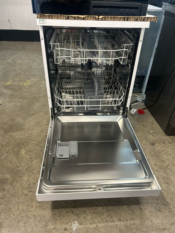 Bush BFSSAE12W 60cm Freestanding Full Size Dishwasher White