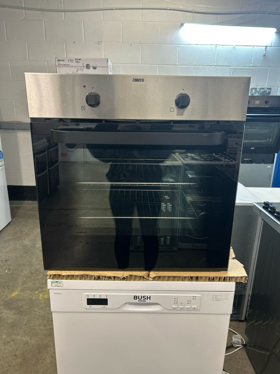 Zanussi ZOB143X Single Built in Oven 60cm Silver