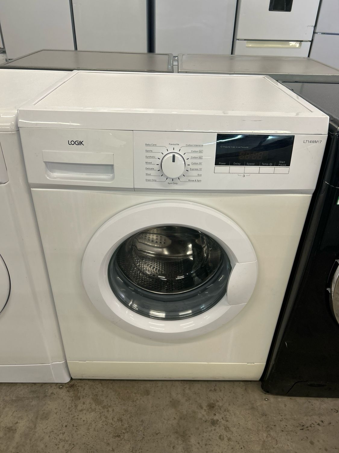 Logik L714WM17 7kg 1400rpm Washing Machine White