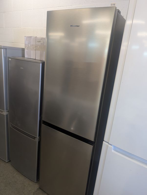 Hisense RB327N4BCE Fridge Freezer Silver H182cm W55cm D56cm