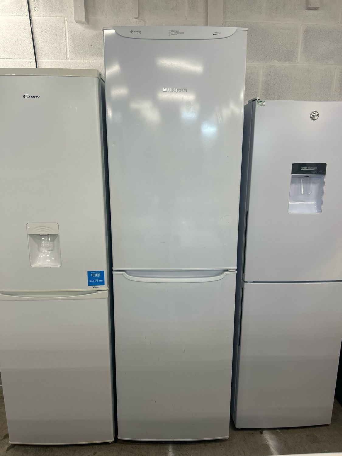 Hotpoint SFT200WP Fridge Freezer White H201cm W60cm