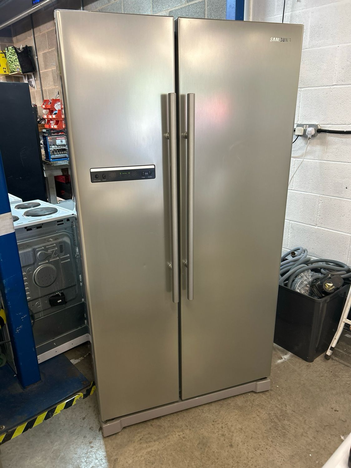 Samsung RS1SHPN American Fridge Freezer - Silver - H177cm W91cm