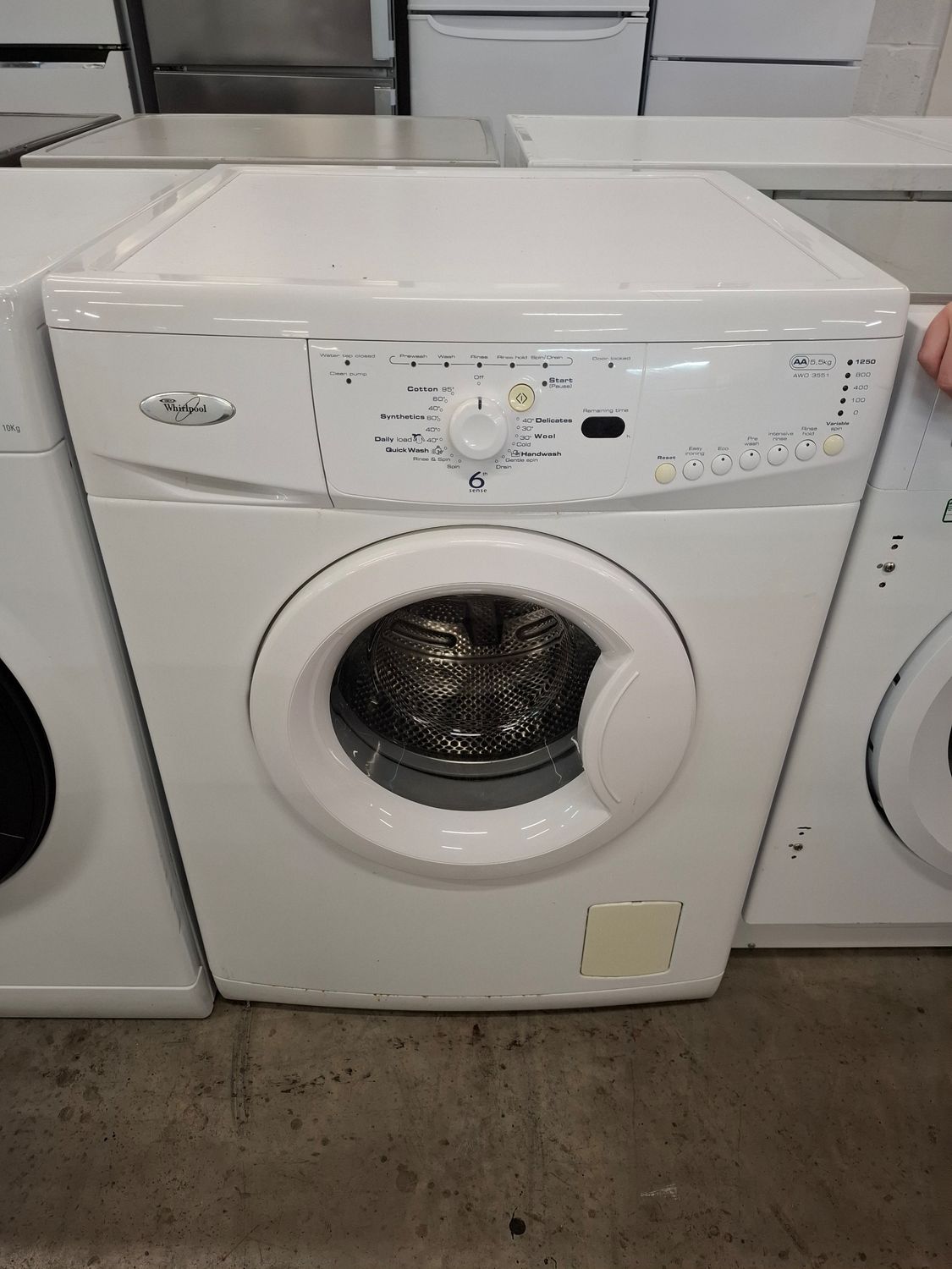 Whirlpool 5.5kg 1250rpm Washing Machine White 3 Month Guarantee
