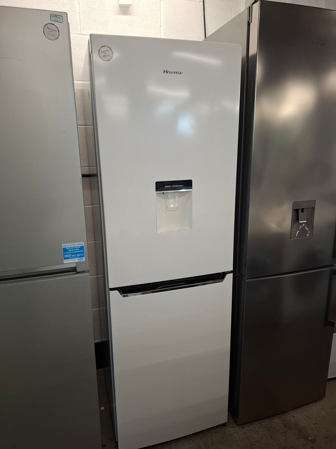 Hisense RB381N4WW1 Fridge Freezer White H186cm W60cm D66cm