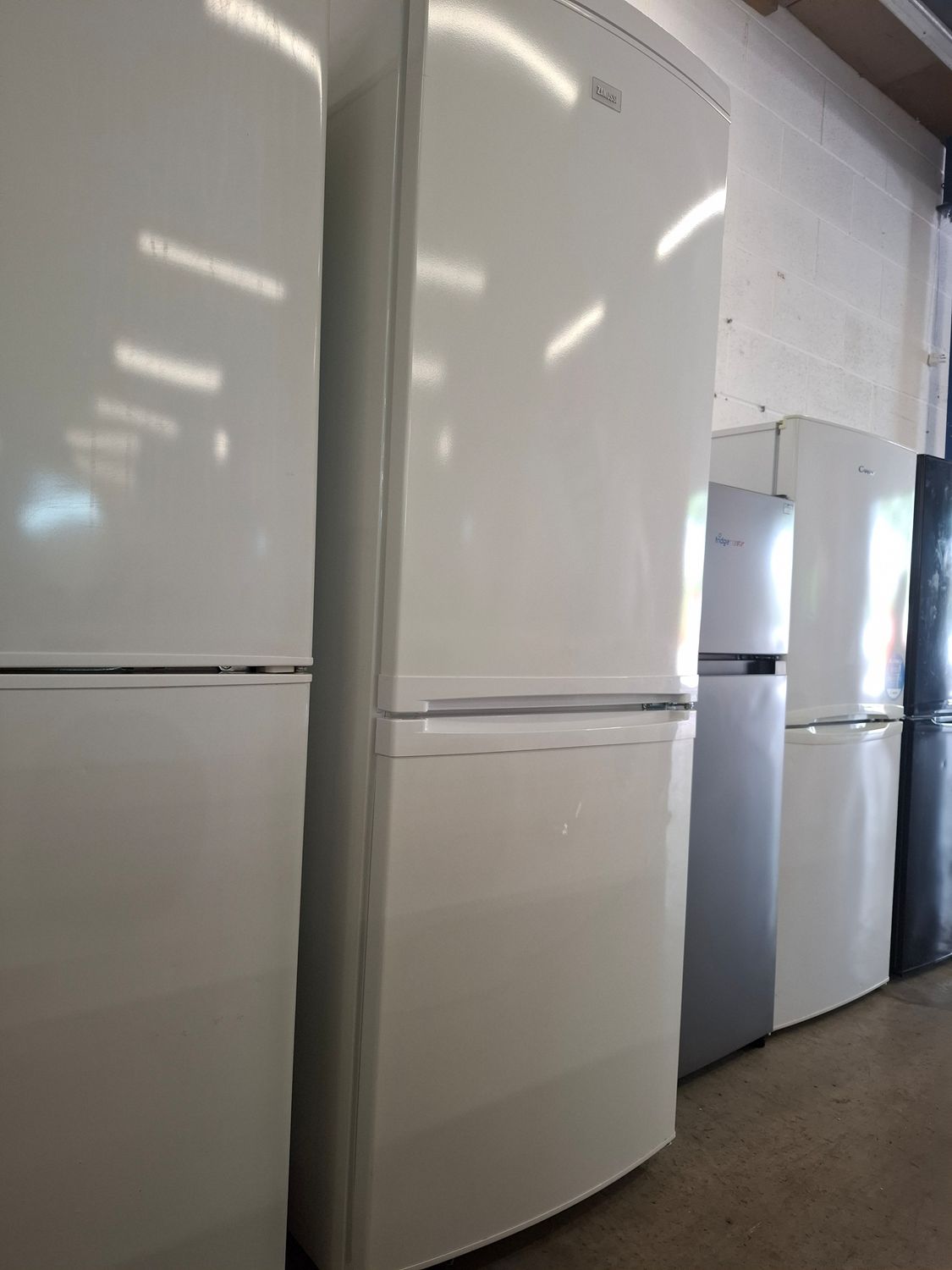 Zanussi CB3401C Fridge Freezer Frost Free White D60cm W60cm H175cm