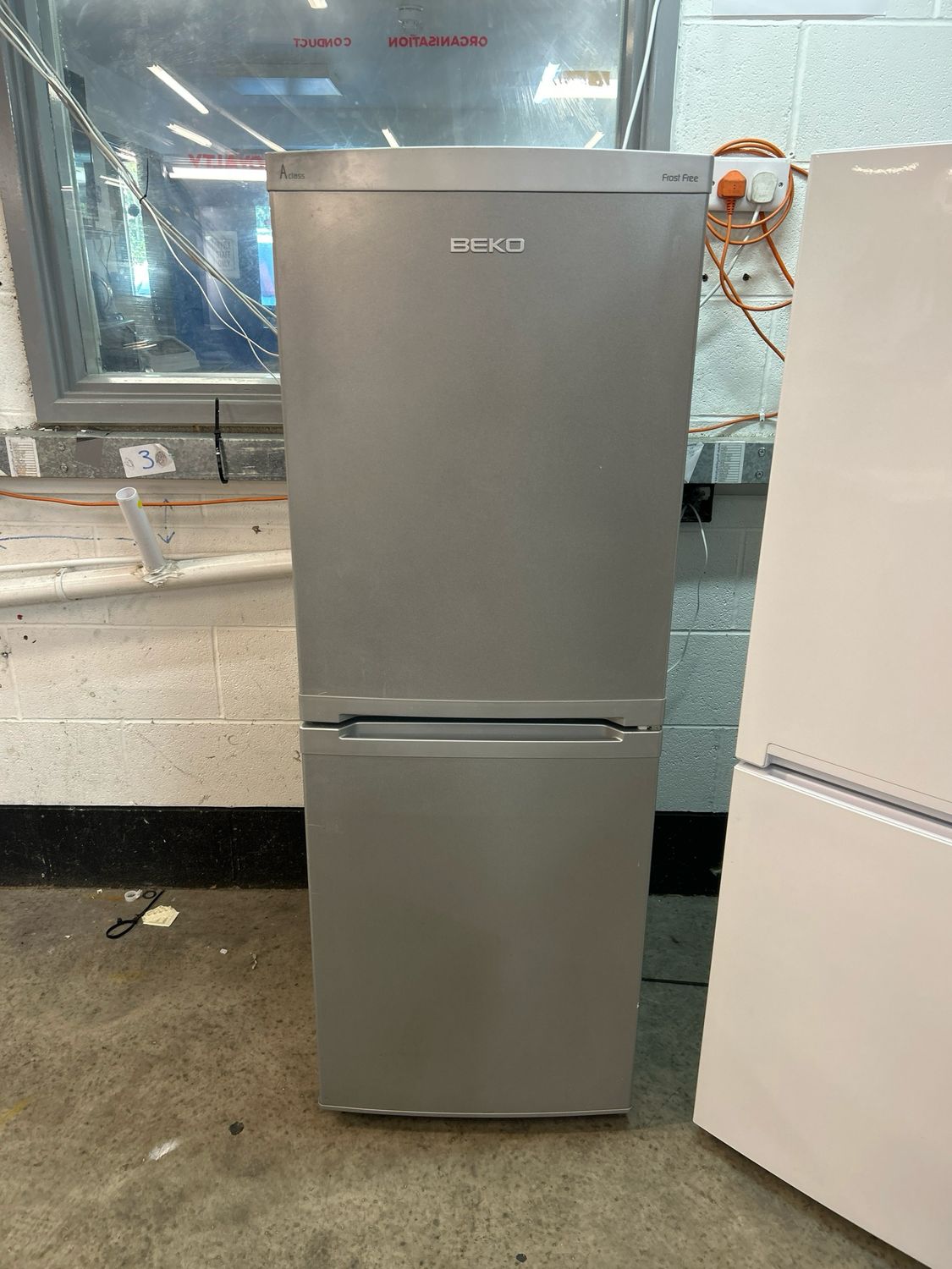 Beko Fridge Freezer Silver H153cm W55cm D56cm