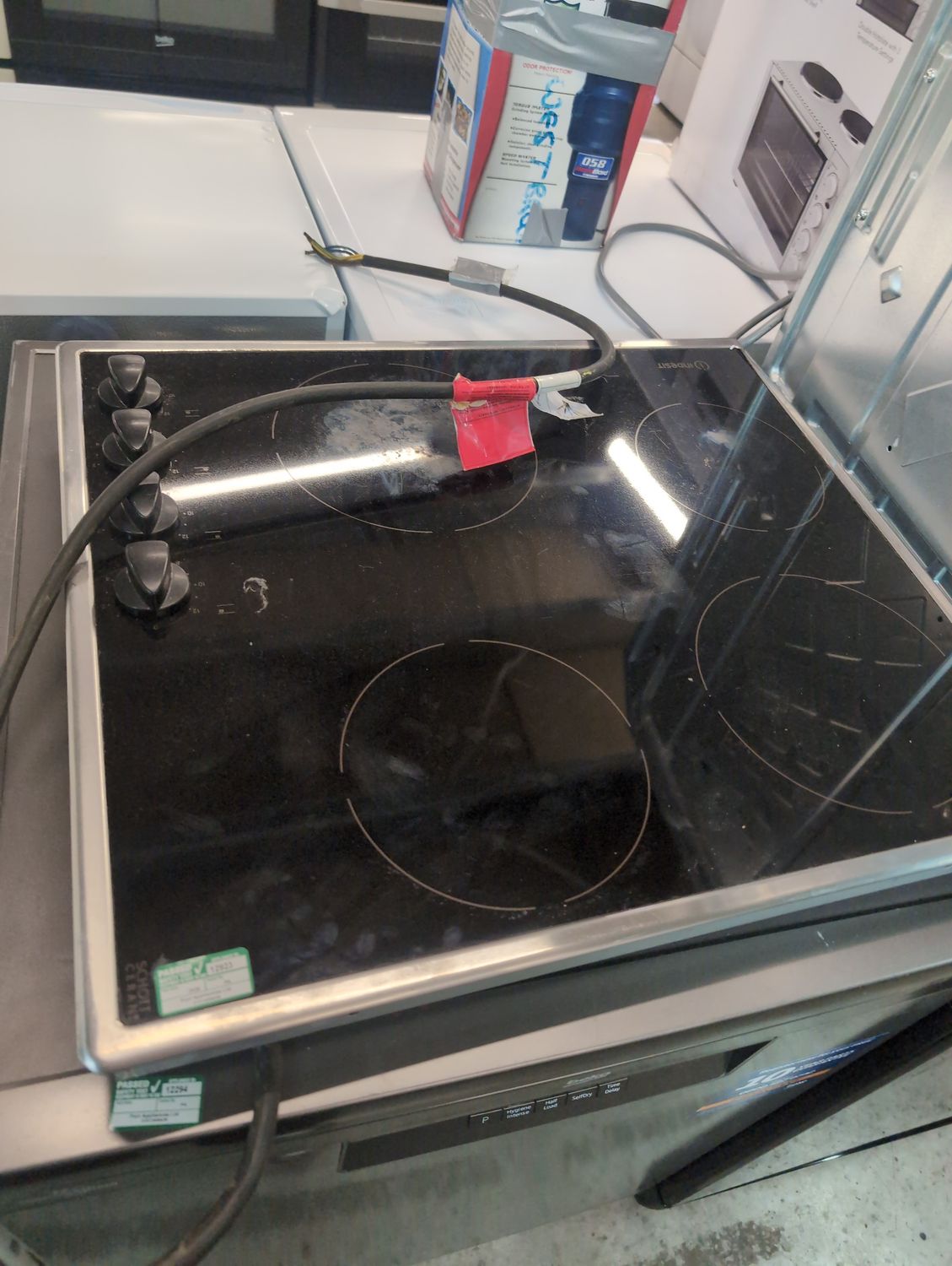 Indesit Ceramic Hob