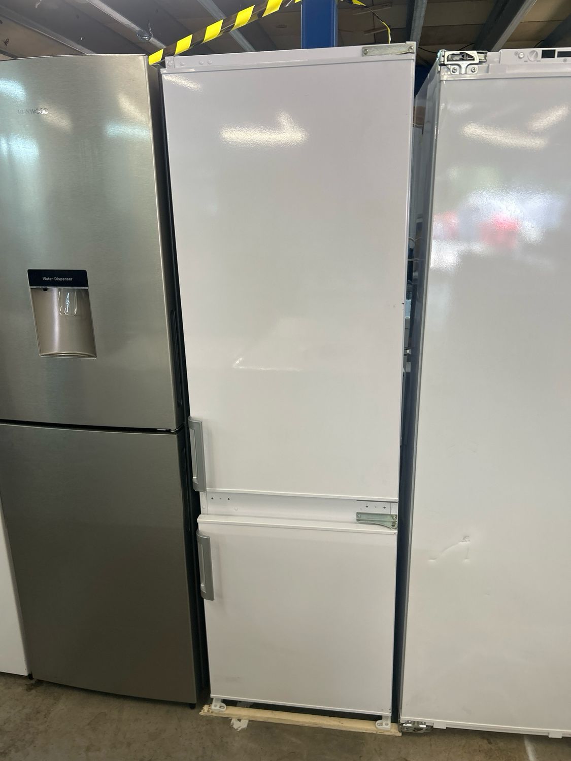 Lamona Fridge Freezer White 70/30 H177cm W54cm D52cm