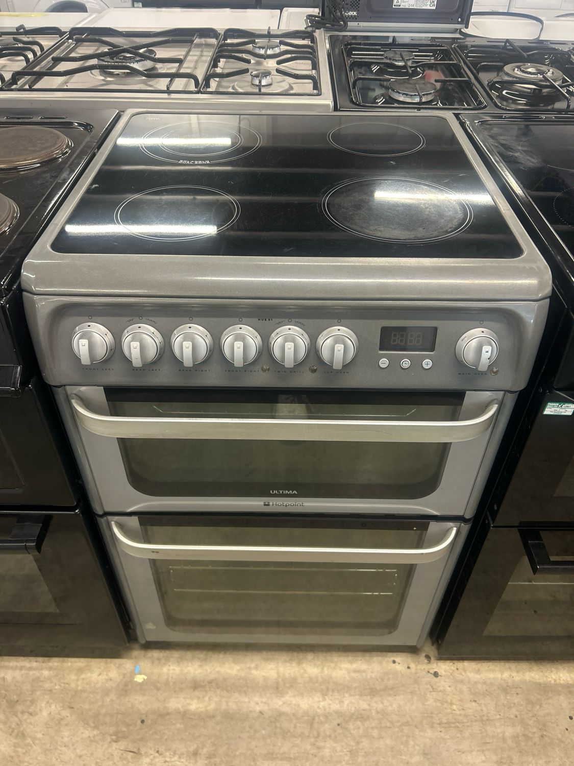 Hotpoint HUE61 60cm Electric Cooker Double Oven Grey