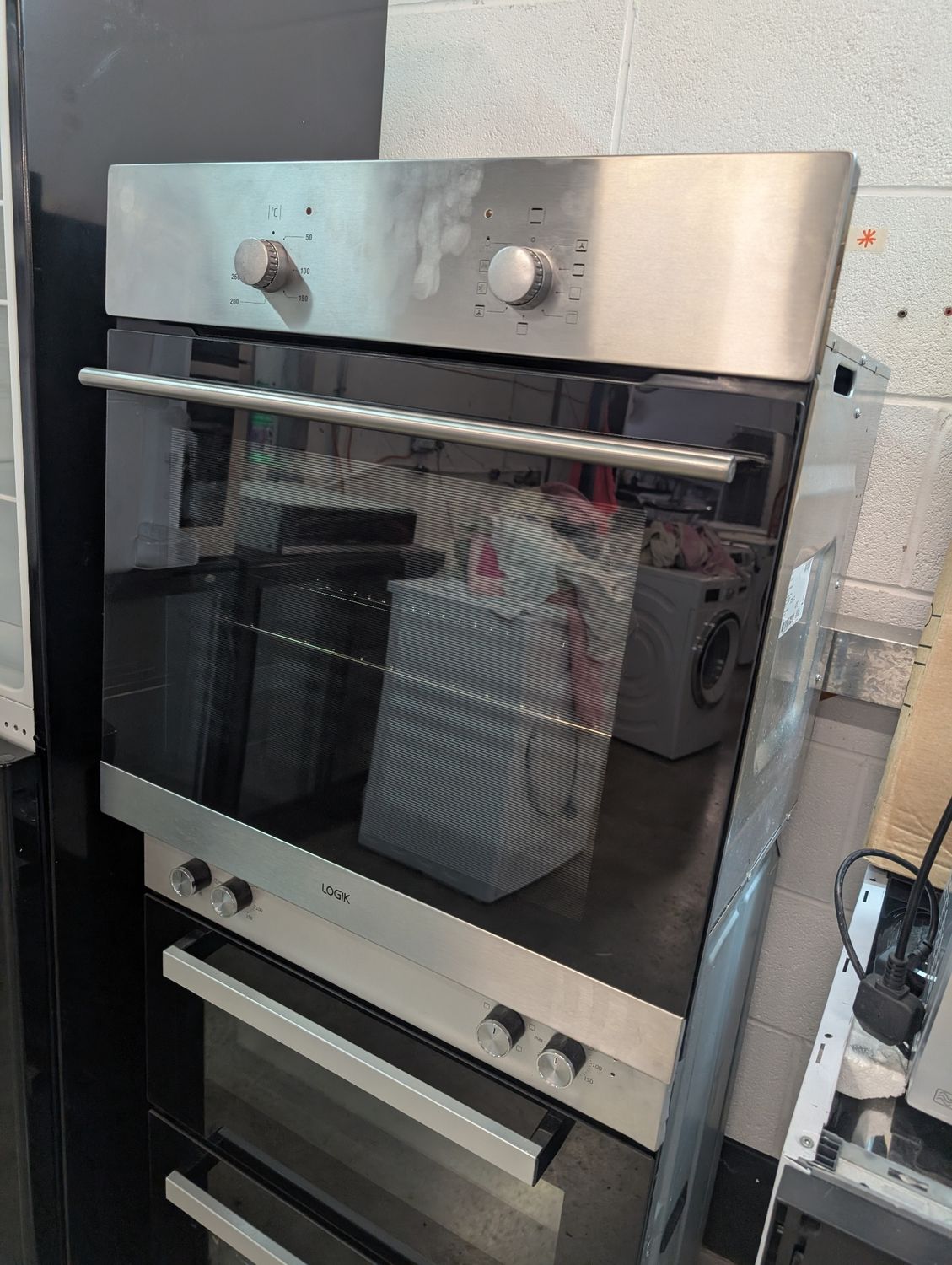 Logik LBFANX14 Single Built in Oven 60cm Silver