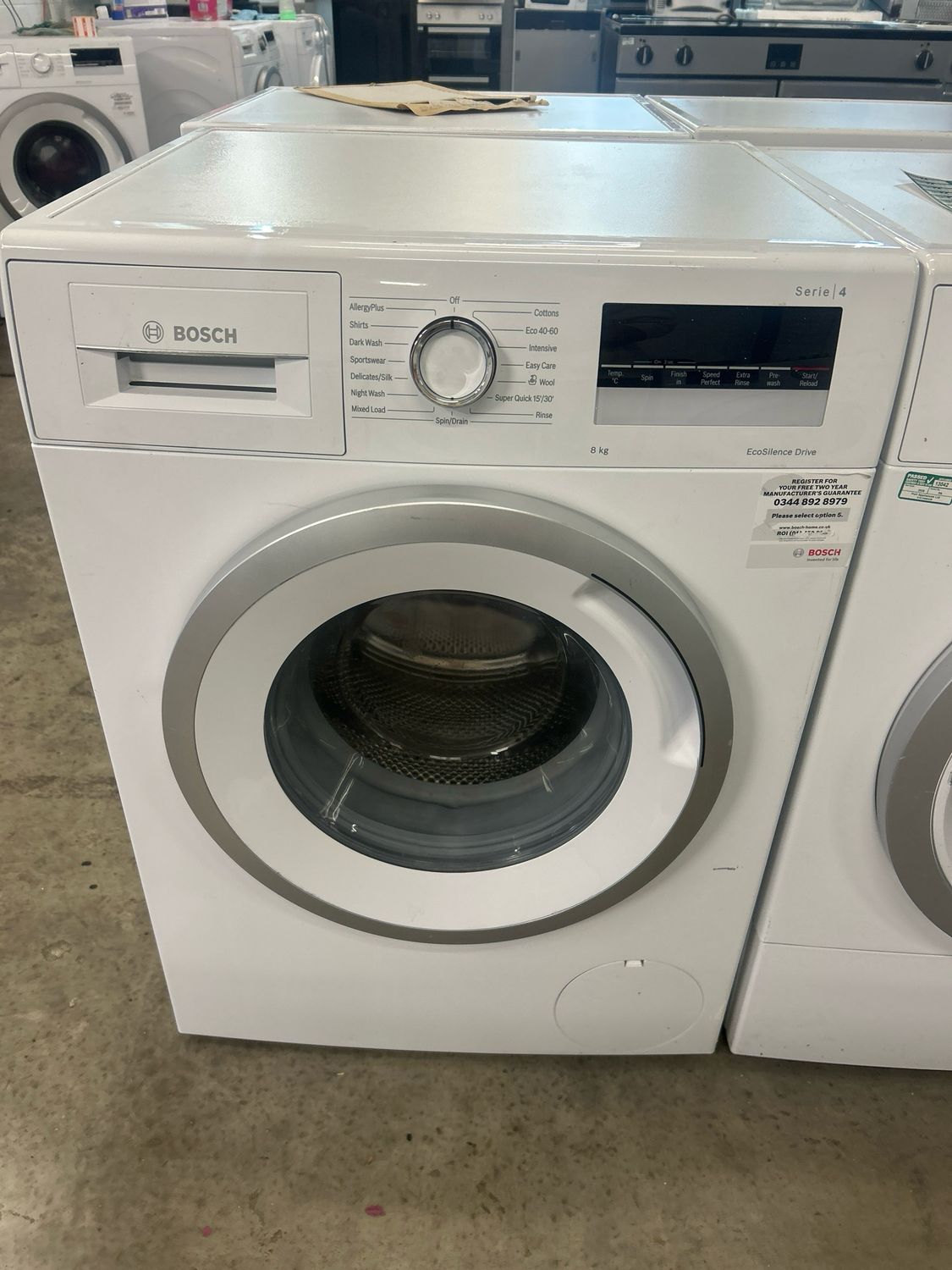 Bosch Serie 4 WAN24109GB/37 8kg 1400rpm Washing Machine White