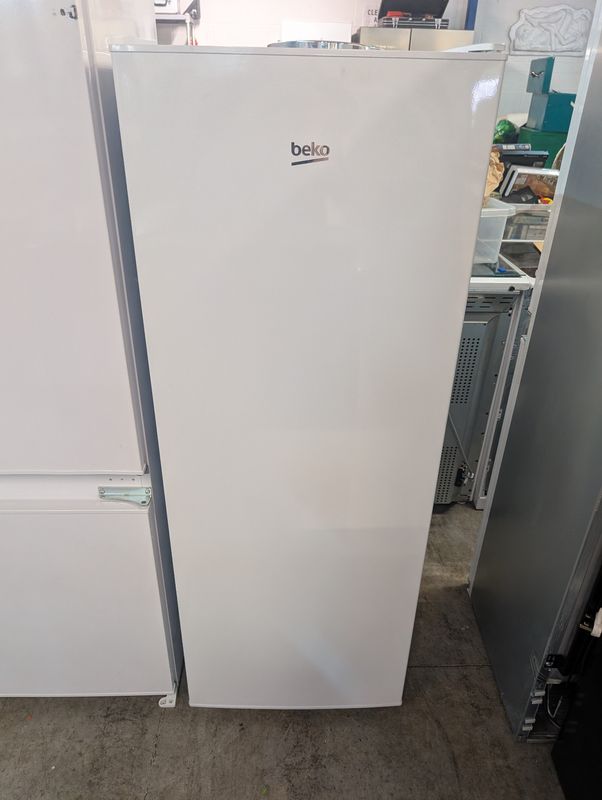 Beko FCFM1545W Tall Freezer - H145cm W54cm White