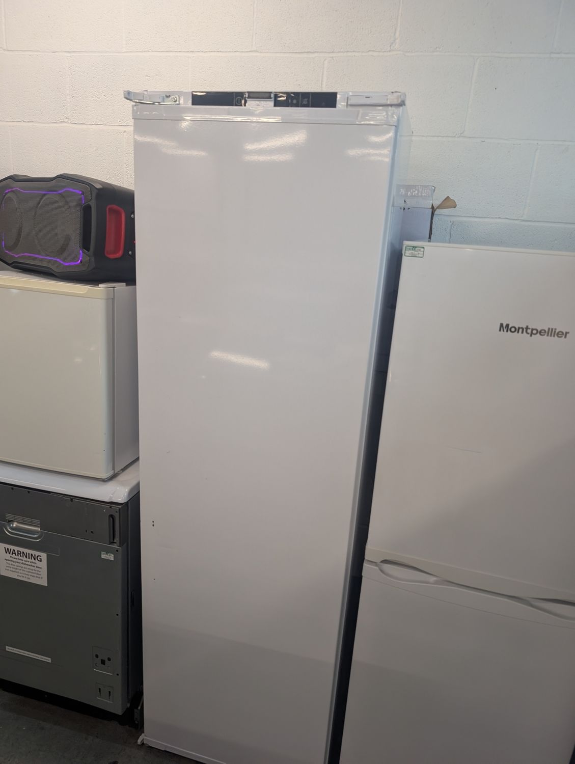 Lamona L54315EB Tall Fridge White H177cm W54cm D53cm