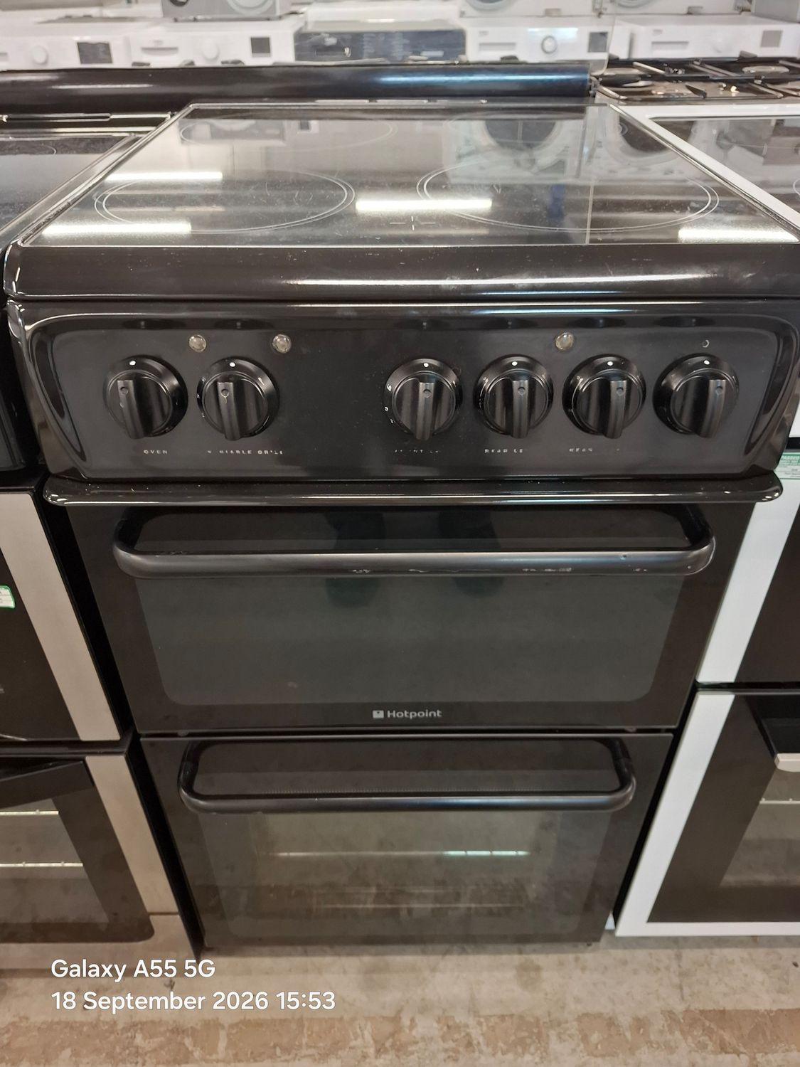 Hotpoint 50cm Electric Fan Cooker Twin Cavity Black