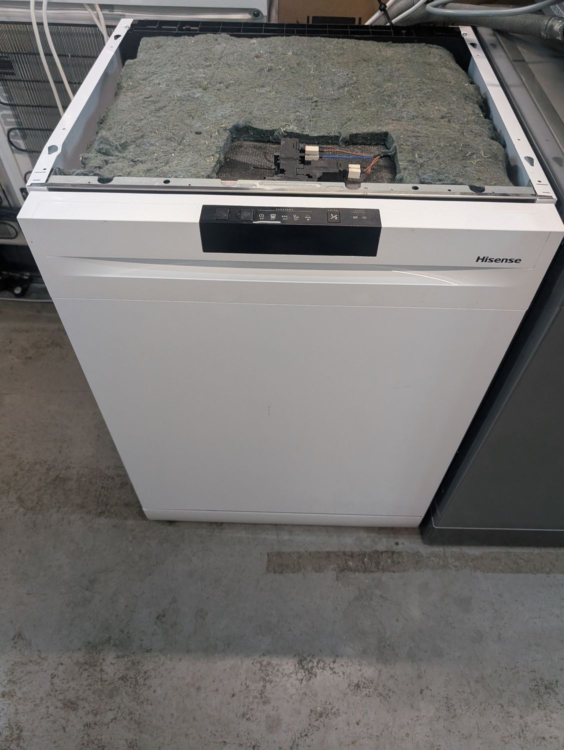 Hisense HS620D10WUK Integrated Dishwasher 60cm White 